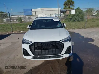 2022 Audi Q3 S line Premium z VIN WA1DECF37N1092225, wystawiony jako IAAI lot #41786815 z przebiegiem 41 973 mil mil oraz . Historia ofert i sprzedaży dostępna na DreamBid. Obrazek 6.