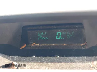 2005 Toyota Prius z VIN JTDKB20U653102295, wystawiony jako IAAI lot #42441198 z przebiegiem 279 623 mil mil oraz . Historia ofert i sprzedaży dostępna na DreamBid. Obrazek 7.