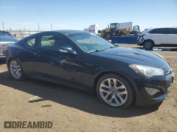 2013 Hyundai Genesis Coupe Track z VIN KMHHU6KJ5DU081216, wystawiony jako Copart lot #55539535 z przebiegiem 162 021 mil mil oraz Czysty tytuł • Clean title. Historia ofert i sprzedaży dostępna na DreamBid. Obrazek 4.