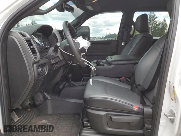 2024 Ram 2500 Tradesman with VIN 3C6UR5CL8RG298811, listed as a Copart auction lot 53577065 with 3,846 mi miles and Salvage title. Bid and sale history available at DreamBid. Image 7.