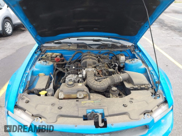 2010 Ford Mustang V6 с VIN 1ZVBP8EN8A5179686, выставлен на аукционе IAAI как лот 42369977 с пробегом 112 065 миль миль и . История ставок и продаж доступна на DreamBid. Изображение 10.