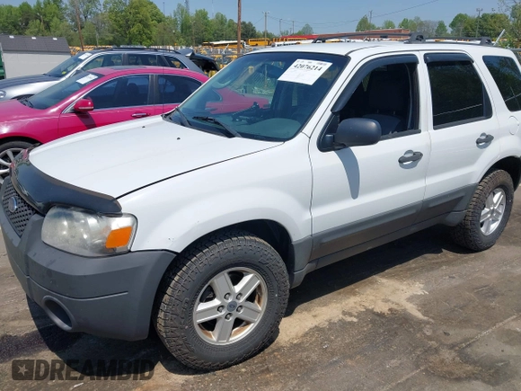 2007 Ford Escape XLS with VIN 1FMYU92Z07KB51308, listed as a IAAI auction lot 42076214 with 221,331 mi miles and . Bid and sale history available at DreamBid. Image 18.