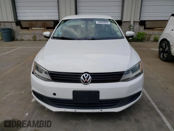 2012 Volkswagen Jetta SE with VIN 3VWDP7AJ4CM107306, listed as a Copart auction lot 59805665 with 208,772 mi miles and Clean title. Bid and sale history available at DreamBid. Image 5.