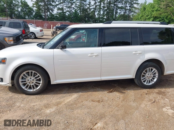 2014 Ford Flex SEL z VIN 2FMGK5C8XEBD00203, wystawiony jako IAAI lot #42304671 z przebiegiem 109 639 mil mil oraz . Historia ofert i sprzedaży dostępna na DreamBid. Obrazek 14.
