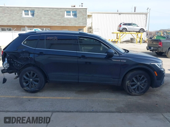 2022 Volkswagen Tiguan SE z VIN 3VV2B7AX4NM118467, wystawiony jako IAAI lot #41769676 z przebiegiem 55 305 mil mil oraz . Historia ofert i sprzedaży dostępna na DreamBid. Obrazek 14.