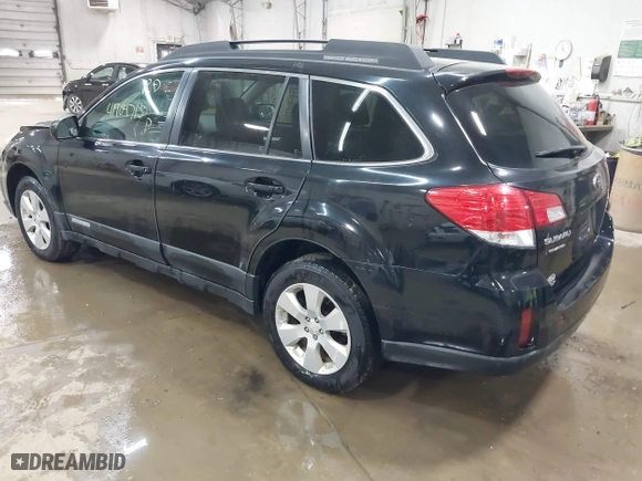 2012 Subaru Outback 2.5i Prem with VIN 4S4BRBCCXC3251106, listed as a IAAI auction lot 41904715 with 181,433 mi miles. Bid and sale history available at carsss.com. Image 3.