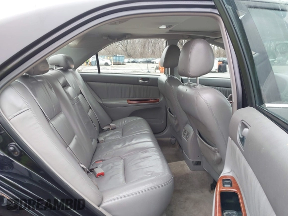 2004 Toyota Camry LE with VIN 4T1BF32K84U074364, listed as a IAAI auction lot 41479264 with 265,865 mi miles. Bid and sale history available at carsss.com. Image 8.