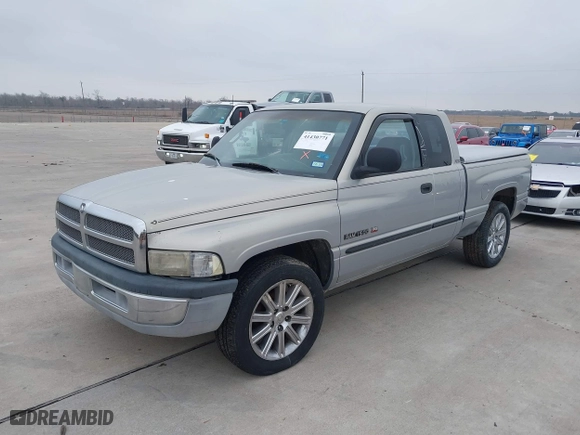 2000 Dodge Ram 1500 with VIN 1B7HC13Y7YJ100247, listed as a IAAI auction lot 41430771 with 151,429 mi miles. Bid and sale history available at carsss.com. Image 2.
