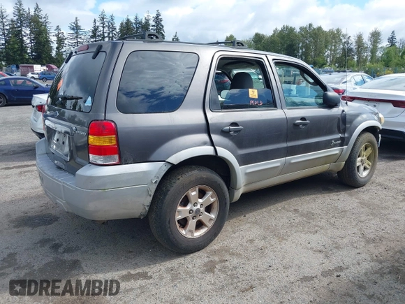 2006 Ford Escape Hybrid with VIN 1FMCU96HX6KC96124, listed as a IAAI auction lot 42272741 with Not provided miles and . Bid and sale history available at DreamBid. Image 4.