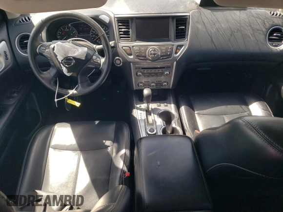 2020 Nissan Pathfinder SL z VIN 5N1DR2CM5LC603090, wystawiony jako Copart lot #49858215 z przebiegiem 118 252 mil mil oraz Szkody całkowita. Historia ofert i sprzedaży dostępna na DreamBid. Obrazek 8.