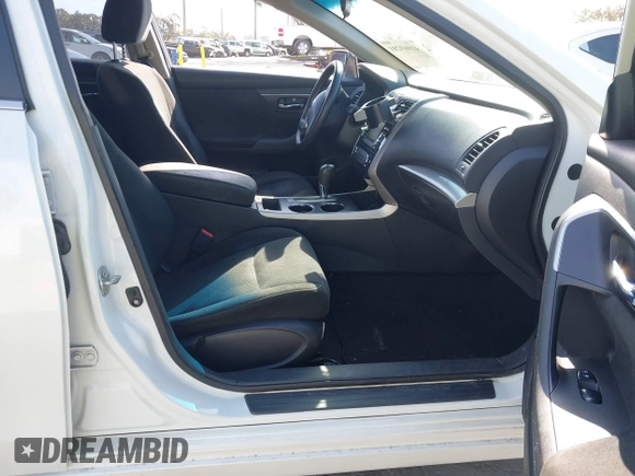2015 Nissan Altima SL with VIN 1N4AL3AP6FN334964, listed as a IAAI auction lot 41069201 with 161,925 mi miles and . Bid and sale history available at DreamBid. Image 5.
