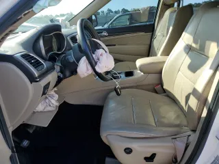 2017 Jeep Grand Cherokee Limited with VIN 1C4RJEBG2HC628390, listed as a Copart auction lot 59921975 with 120,071 mi miles and Salvage title. Bid and sale history available at DreamBid. Image 7.