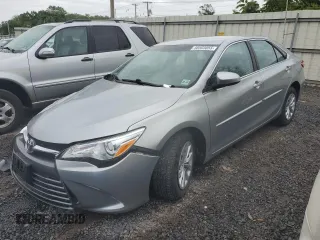 2017 Toyota Camry XLE z VIN 4T1BF1FK1HU677290, wystawiony jako Copart lot #58503055 z przebiegiem 39 377 mil mil oraz Szkoda całkowita • Salvage title. Historia ofert i sprzedaży dostępna na DreamBid. Obrazek 1.