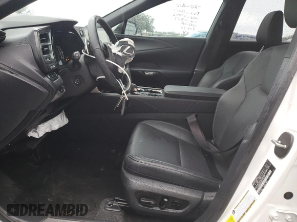 2024 Lexus RX with VIN JTJCHMAA5R2017637, listed as a Copart auction lot 46630235 with 16,253 mi miles and Salvage Title. Bid and sale history available at carsss.com. Image 7.