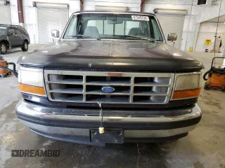 1994 Ford F-150 z VIN 1FTEX14N5RKB74354, wystawiony jako Copart lot #61545735 z przebiegiem 187 642 mil mil oraz Czysty tytuł • Clean title. Historia ofert i sprzedaży dostępna na DreamBid. Obrazek 5.
