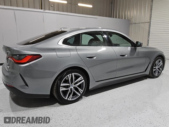 2024 BMW 4 Series 430i xDrive with VIN WBA73AV09RFS86054, listed as a Copart auction lot 52459395 with 27,653 mi miles and Clean Title. Bid and sale history available at carsss.com. Image 3.