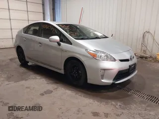 2015 Toyota Prius Four z VIN JTDKN3DU8F1895586, wystawiony jako IAAI lot #42212329 z przebiegiem 92 363 mil mil oraz . Historia ofert i sprzedaży dostępna na DreamBid. Obrazek 1.