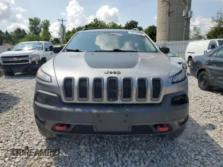 2016 Jeep Cherokee Trailhawk with VIN 1C4PJMBS4GW353088, listed as a Copart auction lot 62275145 with 129,758 mi miles and Clean title. Bid and sale history available at DreamBid. Image 5.
