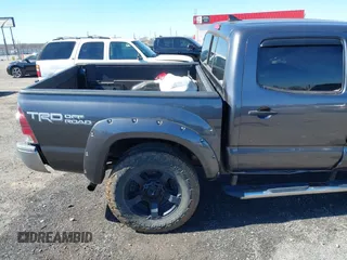 2014 Toyota Tacoma with VIN 5TFLU4EN1EX108137, listed as a IAAI auction lot 41691253 with 119,820 mi miles. Bid and sale history available at carsss.com. Image 18.