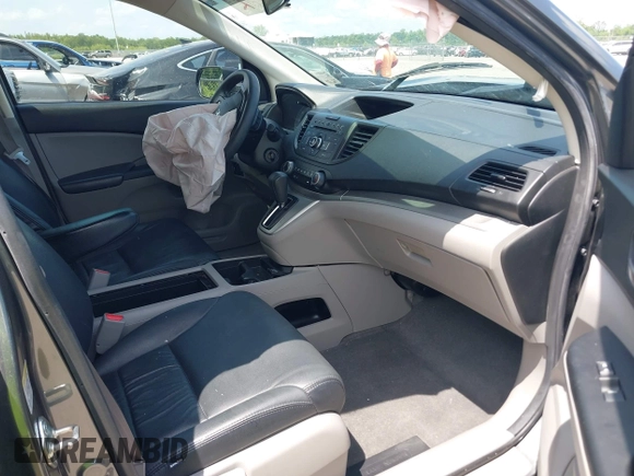 2014 Honda CR-V LX with VIN 5J6RM3H32EL000268, listed as a IAAI auction lot 42128695 with 134,335 mi miles. Bid and sale history available at carsss.com. Image 5.