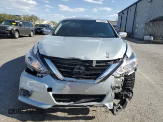 2016 Nissan Altima SR z VIN 1N4AL3AP1GC245512, wystawiony jako Copart lot #63930185 z przebiegiem 127 594 mil mil oraz Szkoda całkowita • Salvage title. Historia ofert i sprzedaży dostępna na DreamBid. Obrazek 5.