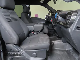 2022 Ford F-150 XL with VIN 1FTEX1EP0NKF28078, listed as a Copart auction lot 61075785 with 60,686 mi miles and Salvage title. Bid and sale history available at DreamBid. Image 5.