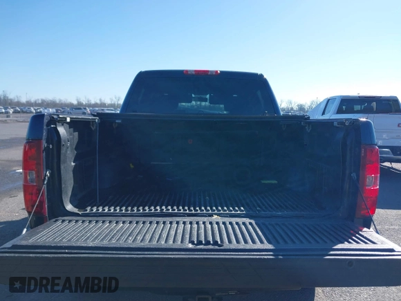 2011 Chevrolet Silverado 1500 LT with VIN 3GCPCSEA3BG134616, listed as a IAAI auction lot 41669077 with 118,066 mi miles and . Bid and sale history available at DreamBid. Image 8.