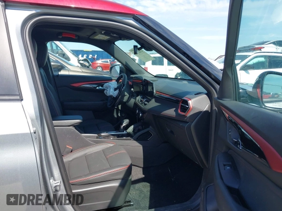 2025 Chevrolet TrailBlazer RS with VIN KL79MTSL1SB083236, listed as a IAAI auction lot 41685432 with 2,210 mi miles and . Bid and sale history available at DreamBid. Image 5.