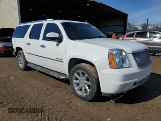 2011 GMC Yukon XL Denali with VIN 1GKS1MEF8BR359853, listed as a Copart auction lot 88512005 with 207,749 mi miles and Salvage Title. Bid and sale history available at carsss.com. Image 4.