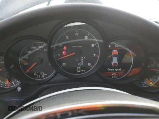 2011 Porsche Panamera with VIN WP0AA2A72BL011592, listed as a Copart auction lot 53739225 with 167,177 mi miles and Salvage Title. Bid and sale history available at DreamBid. Image 9.