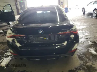 2022 BMW i4 eDrive40 z VIN WBY73AW0XNFM42466, wystawiony jako Copart lot #87421194 z przebiegiem Nie podano mil oraz Szkoda całkowita • Salvage title. Historia ofert i sprzedaży dostępna na DreamBid. Obrazek 6.