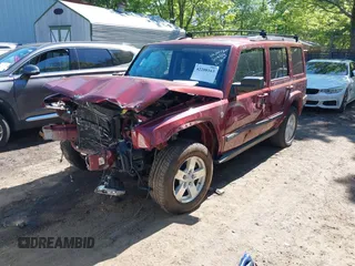2007 Jeep Commander Sport z VIN 1J8HG48P47C550486, wystawiony jako IAAI lot #42208163 z przebiegiem 137 364 mil mil oraz . Historia ofert i sprzedaży dostępna na DreamBid. Obrazek 2.