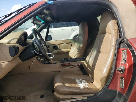 2001 BMW Z3 2.5i with VIN WBACN33401LM03049, listed as a Copart auction lot 44110745 with 187,968 mi miles and Salvage Title. Bid and sale history available at carsss.com. Image 7.