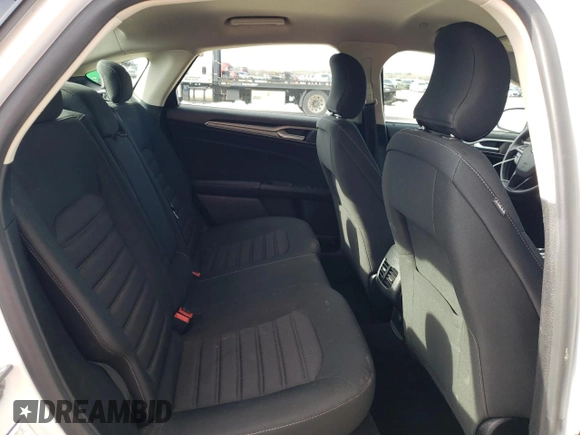 2019 Ford Fusion Hybrid SE with VIN 3FA6P0LU6KR225603, listed as a Copart auction lot 37621353 with 70,279 mi miles. Bid and sale history available at carsss.com. Image 10.