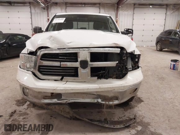 2013 Ram 1500 SLT z VIN 1C6RR7GT3DS560456, wystawiony jako IAAI lot #41745560 z przebiegiem 112 972 mil mil oraz . Historia ofert i sprzedaży dostępna na DreamBid. Obrazek 12.