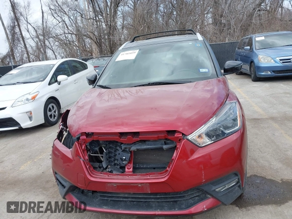 2019 Nissan Kicks SR with VIN 3N1CP5CUXKL492775, listed as a IAAI auction lot 41781059 with 152,745 mi miles. Bid and sale history available at carsss.com. Image 12.