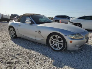 2005 BMW Z4 3.0i with VIN 4USBT53515LT28774, listed as a Copart auction lot 53826255 with 87,927 mi miles and Clean title. Bid and sale history available at DreamBid. Image 4.