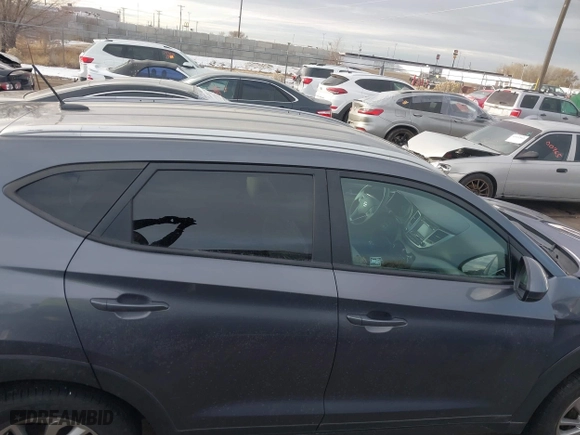 2016 Hyundai Tucson SE with VIN KM8J3CA47GU128085, listed as a IAAI auction lot 41109798 with 156,861 mi miles. Bid and sale history available at carsss.com. Image 13.