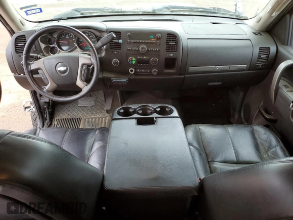 2011 Chevrolet Silverado 1500 LT with VIN 3GCPKSE34BG329015, listed as a Copart auction lot 50697355 with 248,524 mi miles and Salvage Title. Bid and sale history available at DreamBid. Image 8.