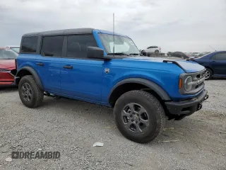 2023 Ford Bronco with VIN 1FMEE5BP5PLB60216, listed as a Copart auction lot 53698025 with 19,719 mi miles and Salvage title. Bid and sale history available at DreamBid. Image 4.