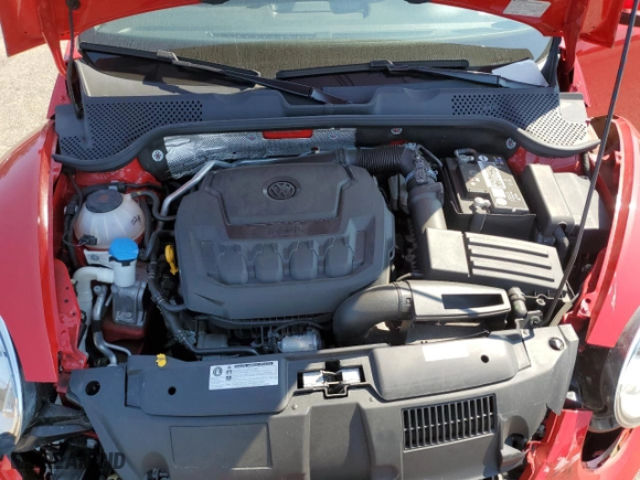 2019 Volkswagen Beetle S with VIN 3VWFD7AT8KM710065, listed as a Copart auction lot 70146004 with 20,774 mi miles and Salvage Title. Bid and sale history available at carsss.com. Image 12.