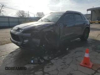 2021 Porsche Cayenne z VIN WP1AA2AY2MDA01617, wystawiony jako Copart lot #44711725 z przebiegiem 38 663 mil mil oraz Szkoda całkowita • Salvage title. Historia ofert i sprzedaży dostępna na DreamBid. Obrazek 1.
