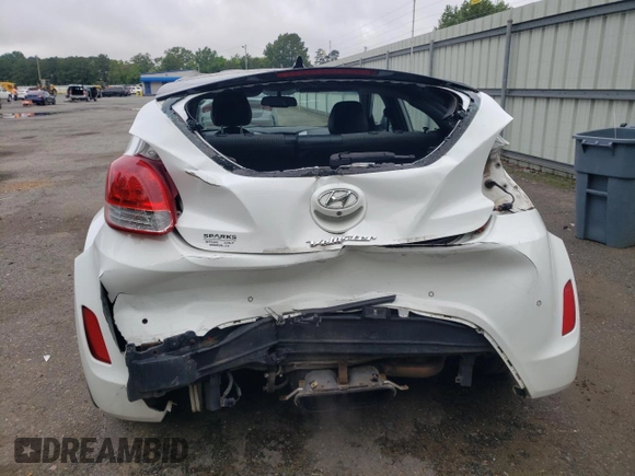 2013 Hyundai Veloster w/Gray Int с VIN KMHTC6AD3DU164555, выставлен на аукционе Copart как лот 54487605 с пробегом 146 134 миль миль и Списание • Salvage title. История ставок и продаж доступна на DreamBid. Изображение 6.