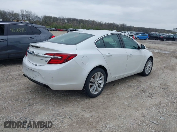 2016 Buick Regal Premium II with VIN 2G4GT5GX7G9136644, listed as a IAAI auction lot 41959829 with 110,336 mi miles. Bid and sale history available at carsss.com. Image 4.