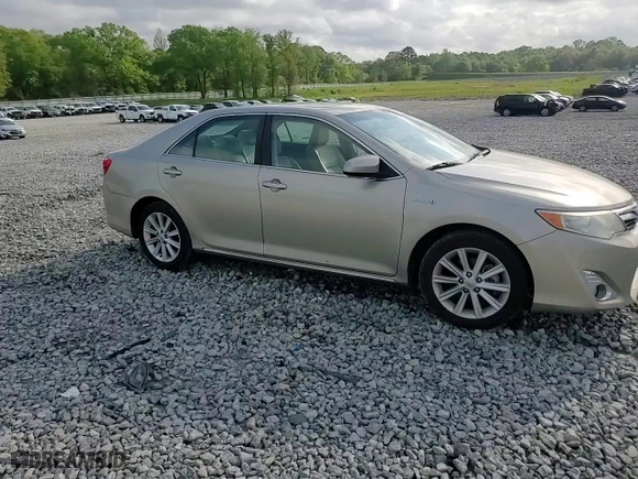 2014 Toyota Camry Hybrid LE with VIN 4T1BD1FK6EU105441, listed as a Copart auction lot 51053085 with 195,447 mi miles and Salvage Title. Bid and sale history available at carsss.com. Image 14.
