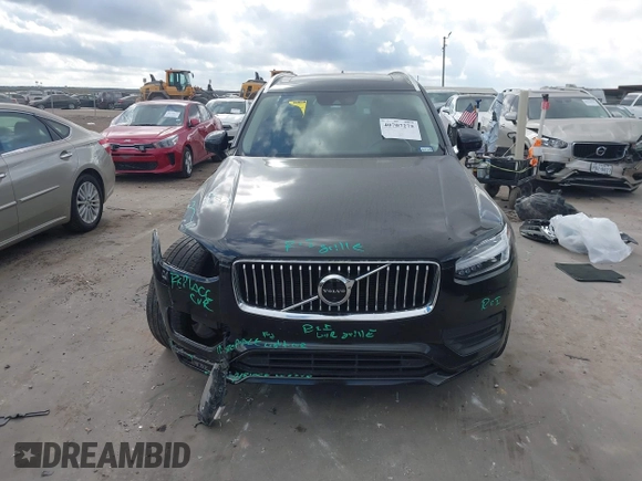 2022 Volvo XC90 Momentum with VIN YV4A221K4N1810692, listed as a IAAI auction lot 40707275 with 44,746 mi miles. Bid and sale history available at carsss.com. Image 12.