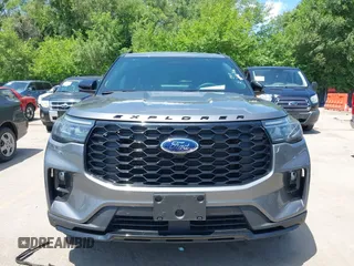 2025 Ford Explorer ST-Line with VIN 1FMUK8KH7SGB37620, listed as a IAAI auction lot 42553038 with 8,067 mi miles and . Bid and sale history available at DreamBid. Image 12.