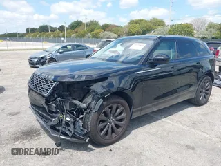 2019 Land Rover Range Rover Velar S z VIN SALYB2EX7KA210115, wystawiony jako IAAI lot #42074813 z przebiegiem 34 647 mil mil oraz . Historia ofert i sprzedaży dostępna na DreamBid. Obrazek 2.