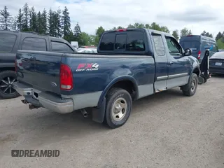 2003 Ford F-150 XL z VIN 1FTRX18W93NB69541, wystawiony jako IAAI lot #42216275 z przebiegiem 187 378 mil mil oraz . Historia ofert i sprzedaży dostępna na DreamBid. Obrazek 4.