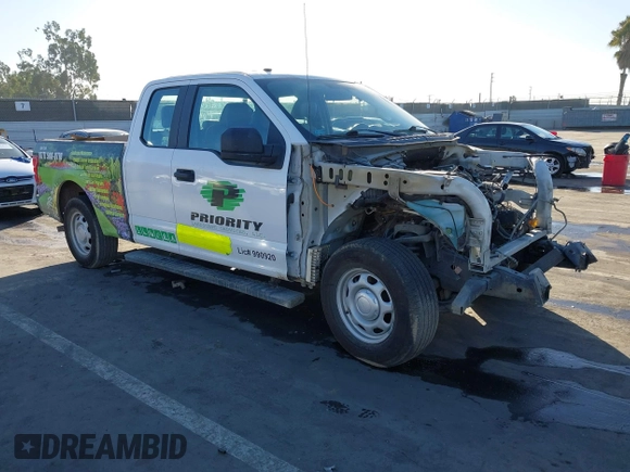 2018 Ford F-150 XL z VIN 1FTEX1CB5JKD81449, wystawiony jako IAAI lot #41362827 z przebiegiem Nie podano mil oraz . Historia ofert i sprzedaży dostępna na DreamBid. Obrazek 1.
